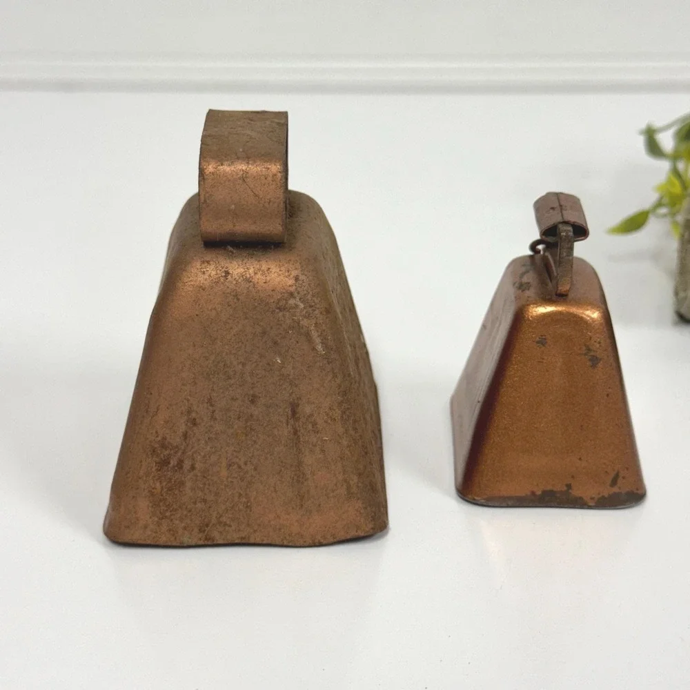 Vintage Metal Cow Bells Set – Rustic Farmhouse Decor, Rusty Charm